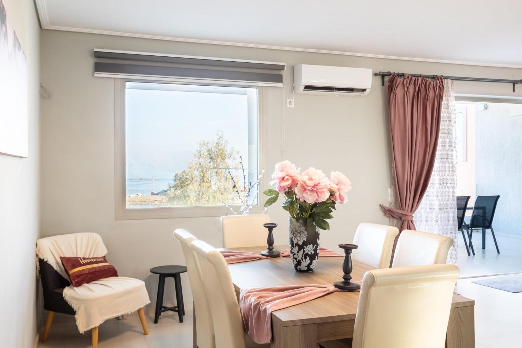Beachfront Artemida Retreat - Peony Seabreeze Gem Екстериор снимка
