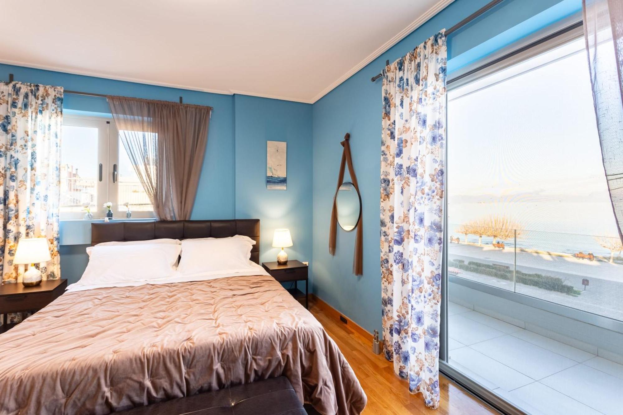 Beachfront Artemida Retreat - Peony Seabreeze Gem Екстериор снимка